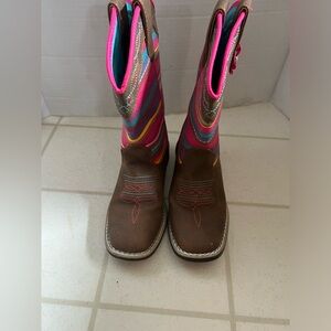 Girls 12 twister boots